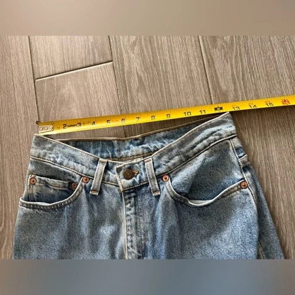 Vintage Levi’s|Women’s high rise mom jeans,slim/barrel skinny style•••Size 9 - Picture 12 of 14